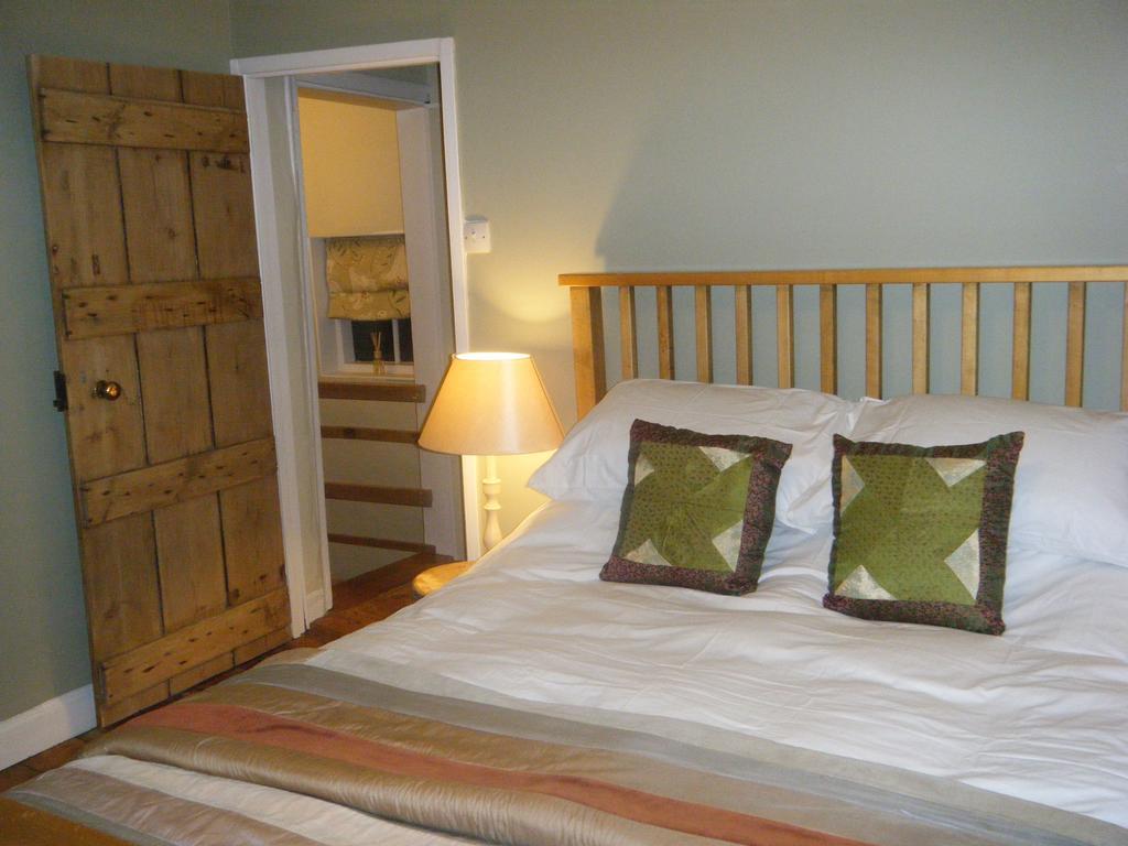 Bed and Breakfast Leggatts Farm Debden Экстерьер фото